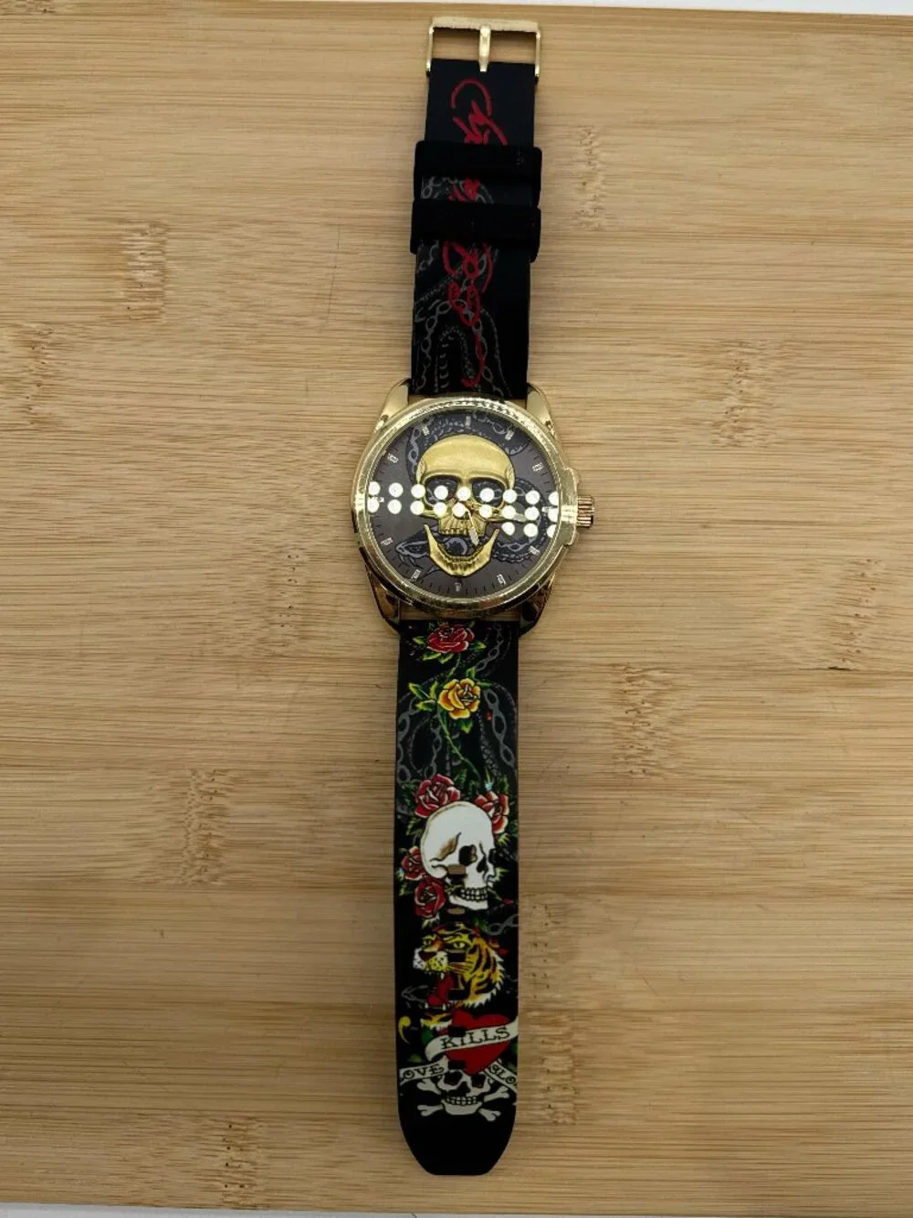 ED HARDY Skull Men's Quartz Movement Gold/Multicolor Print Analog Watch (3)